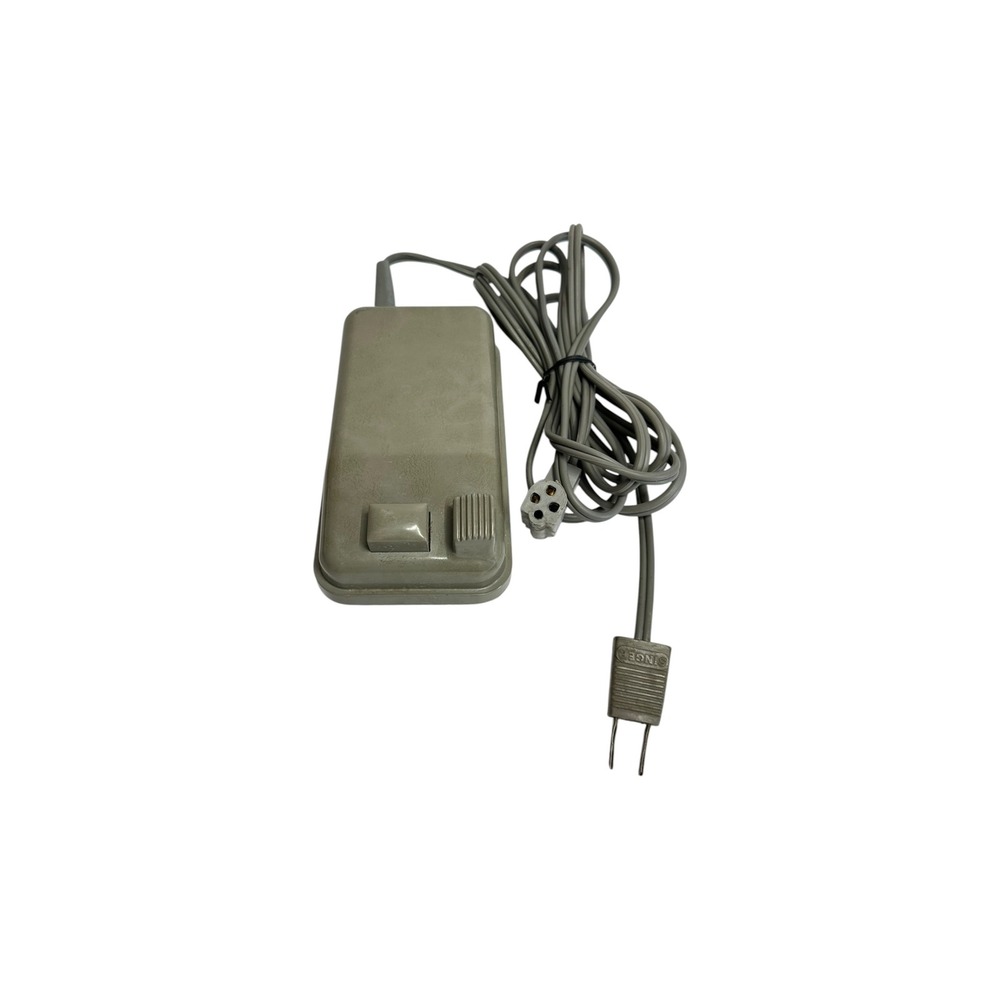 Singer Sewing Machine Foot Pedal Motor Controller #625299-004 Amp 0.7 Gray USA